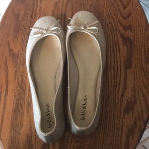 Kelly & Katie gold linen/canvas ballet flats